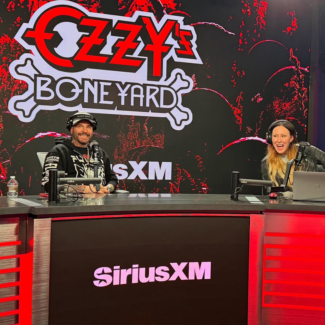 Jason Hook on Ozzy's Boneyard